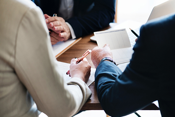 business dealers in the meeting